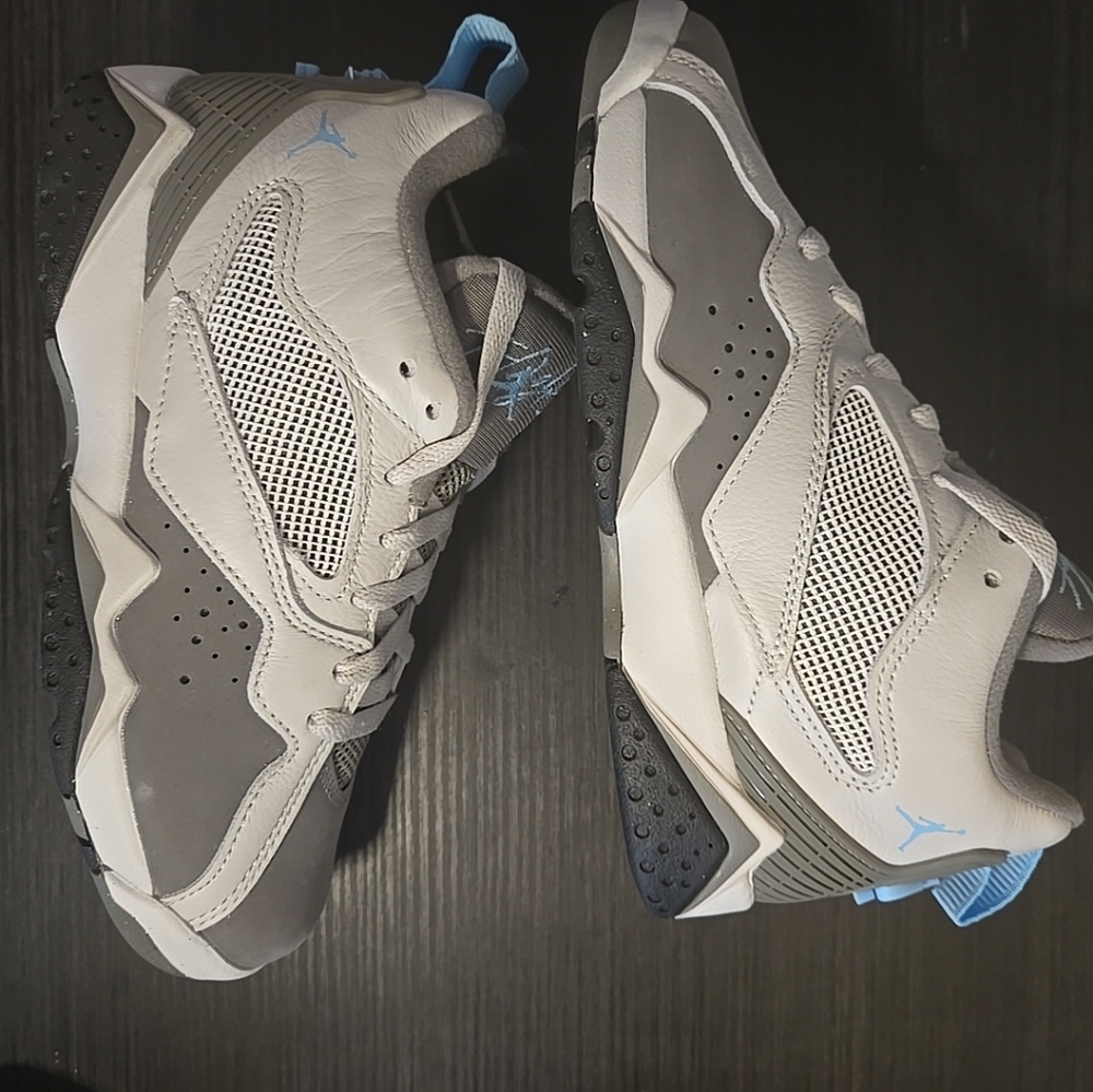 Jordan MVP 92 GS Photon Dust Blue Chill 4Y Youth Sneakers IH1404-014 New - Picture 3 of 9